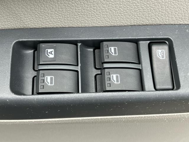 ピクシスエポックＬデジタルメーター　アイドリングストップ　盗難防止アラーム　サイドレバー式駐車ブレーキ　キーレスエントリー　マニュアルエアコン　パワーウィンドウ　ボディー同色ドアミラー　ハロゲンヘッドランプ（千葉県）の中古車