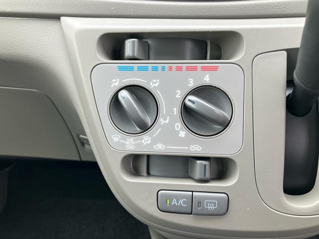 ピクシスエポックＬデジタルメーター　アイドリングストップ　盗難防止アラーム　サイドレバー式駐車ブレーキ　キーレスエントリー　マニュアルエアコン　パワーウィンドウ　ボディー同色ドアミラー　ハロゲンヘッドランプ（千葉県）の中古車