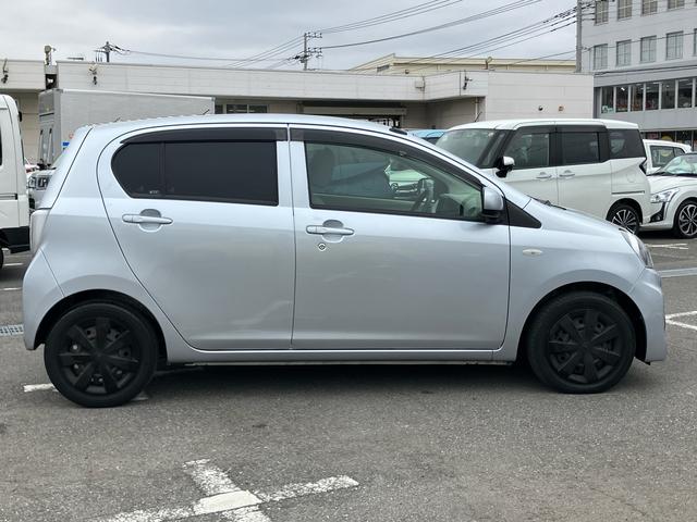 ピクシスエポックＬデジタルメーター　アイドリングストップ　盗難防止アラーム　サイドレバー式駐車ブレーキ　キーレスエントリー　マニュアルエアコン　パワーウィンドウ　ボディー同色ドアミラー　ハロゲンヘッドランプ（千葉県）の中古車