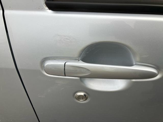 ピクシスエポックＬデジタルメーター　アイドリングストップ　盗難防止アラーム　サイドレバー式駐車ブレーキ　キーレスエントリー　マニュアルエアコン　パワーウィンドウ　ボディー同色ドアミラー　ハロゲンヘッドランプ（千葉県）の中古車