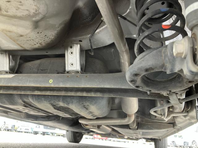 ピクシスエポックＬデジタルメーター　アイドリングストップ　盗難防止アラーム　サイドレバー式駐車ブレーキ　キーレスエントリー　マニュアルエアコン　パワーウィンドウ　ボディー同色ドアミラー　ハロゲンヘッドランプ（千葉県）の中古車