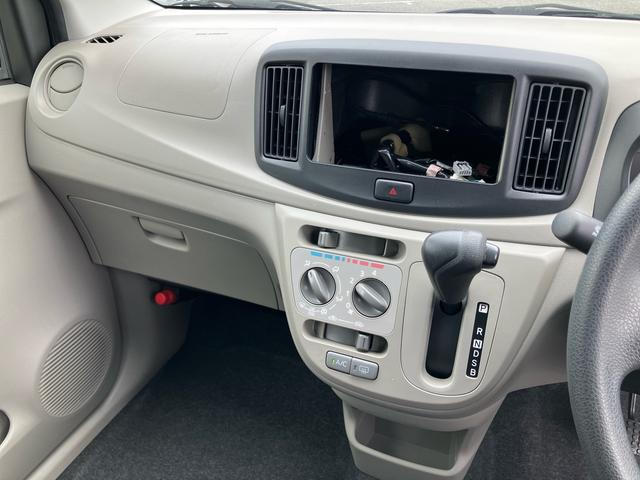 ピクシスエポックＬデジタルメーター　アイドリングストップ　盗難防止アラーム　サイドレバー式駐車ブレーキ　キーレスエントリー　マニュアルエアコン　パワーウィンドウ　ボディー同色ドアミラー　ハロゲンヘッドランプ（千葉県）の中古車