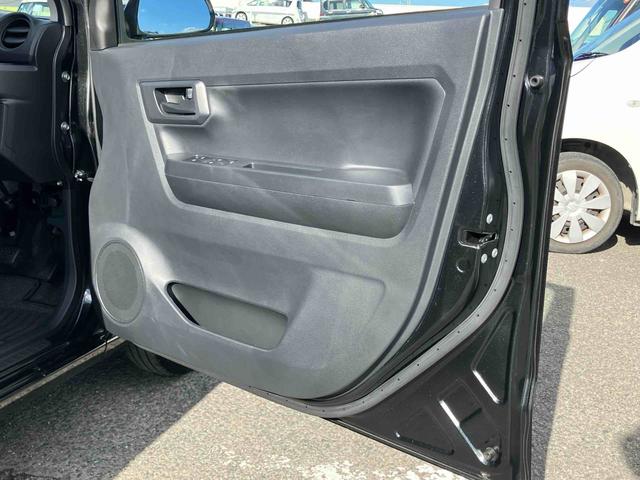 ミライースＬ　ＳＡIIIＣＤチューナー：ＡＭ／ＦＭラジオ　ＡＵＸ　衝突被害軽減ブレーキ　ハロゲンヘッドランプ　オートライト　オートハイビーム　前後コーナーセンサー　盗難防止警報　サイドレバー式駐車ブレーキ　デジタルメーター（千葉県）の中古車