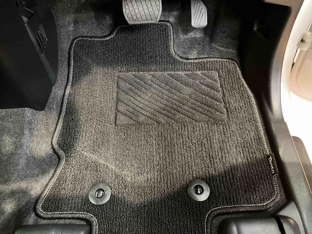 タントカスタムＲＳスタイルセレクションバックカメラ連動９インチフルセグナビ　ＵＳＢ接続　ブルートゥース対応　フロント．リヤドライブレコーダー連動　ＴＶナビキット　ビルトインＥＴＣ　アダプティブクルーズコントロール　電動パーキングブレーキ（千葉県）の中古車