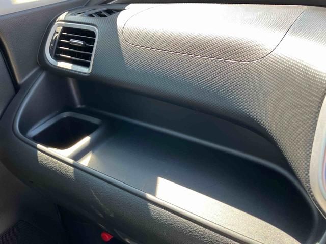 ソリオハイブリッドＭＺＳＤナビゲーション　ＣＤ　ＤＶＤ　パノラマカメラ　ドライブレコーダー　ＥＴＣ車載器　衝突回避支援ブレーキ　横滑り防止装置　アイドリングストップ　両側電動スライドドア　プッシュボタンスタート（千葉県）の中古車