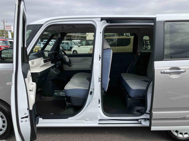 ムーヴキャンバスストライプスＧナビ／ＢＴ／ＴＶ／ＤＩＳＣ／バックカメラ／ステアリングスイッチ　両側パワスラ　ＬＥＤヘッド／フォグランプ　シートヒーター　保温カップホルダー　電動駐車ブレーキ　置きラクＢＯＸ　衝突被害軽減ブレーキ（千葉県）の中古車