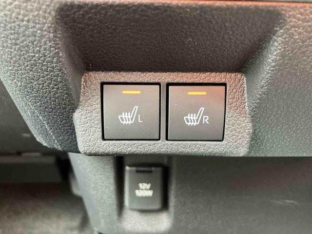 ムーヴキャンバスストライプスＧナビ／ＢＴ／ＴＶ／ＤＩＳＣ／バックカメラ／ステアリングスイッチ　両側パワスラ　ＬＥＤヘッド／フォグランプ　シートヒーター　保温カップホルダー　電動駐車ブレーキ　置きラクＢＯＸ　衝突被害軽減ブレーキ（千葉県）の中古車