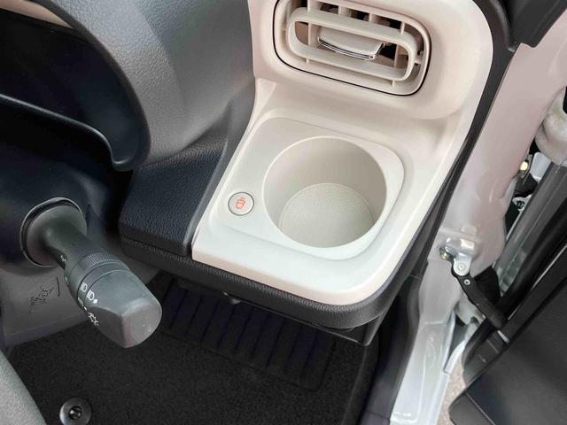 ムーヴキャンバスストライプスＧナビ／ＢＴ／ＴＶ／ＤＩＳＣ／バックカメラ／ステアリングスイッチ　両側パワスラ　ＬＥＤヘッド／フォグランプ　シートヒーター　保温カップホルダー　電動駐車ブレーキ　置きラクＢＯＸ　衝突被害軽減ブレーキ（千葉県）の中古車