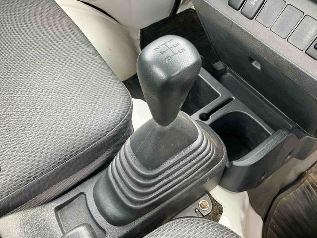 ハイゼットトラックスタンダード　農用スペシャル４ＷＤ　５ＭＴ　４枚リーフ　荷台三方開　荷台作業灯　リヤゲートチェーン　バッテリーカバー　リヤデフロック　スピーカー一体型ＡＭ／ＦＭラジオ　マニュアルエアコン　パワーステアリング　ハロゲンヘッドランプ（千葉県）の中古車