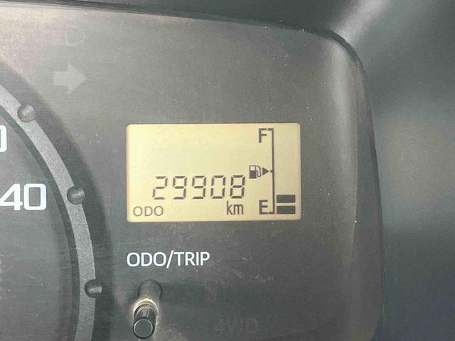 ハイゼットトラックスタンダード　農用スペシャル４ＷＤ　５ＭＴ　４枚リーフ　荷台三方開　荷台作業灯　リヤゲートチェーン　バッテリーカバー　リヤデフロック　スピーカー一体型ＡＭ／ＦＭラジオ　マニュアルエアコン　パワーステアリング　ハロゲンヘッドランプ（千葉県）の中古車