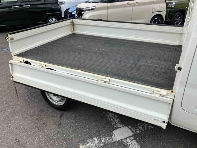 ハイゼットトラックスタンダード　農用スペシャル４ＷＤ　５ＭＴ　４枚リーフ　荷台三方開　荷台作業灯　リヤゲートチェーン　バッテリーカバー　リヤデフロック　スピーカー一体型ＡＭ／ＦＭラジオ　マニュアルエアコン　パワーステアリング　ハロゲンヘッドランプ（千葉県）の中古車