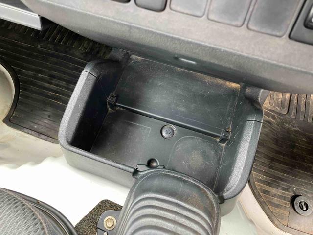 ハイゼットトラックスタンダード　農用スペシャル４ＷＤ　５ＭＴ　４枚リーフ　荷台三方開　荷台作業灯　リヤゲートチェーン　バッテリーカバー　リヤデフロック　スピーカー一体型ＡＭ／ＦＭラジオ　マニュアルエアコン　パワーステアリング　ハロゲンヘッドランプ（千葉県）の中古車