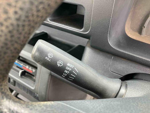 ハイゼットトラックスタンダード　農用スペシャル４ＷＤ　５ＭＴ　４枚リーフ　荷台三方開　荷台作業灯　リヤゲートチェーン　バッテリーカバー　リヤデフロック　スピーカー一体型ＡＭ／ＦＭラジオ　マニュアルエアコン　パワーステアリング　ハロゲンヘッドランプ（千葉県）の中古車