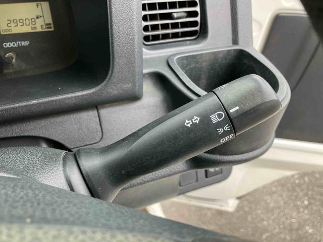 ハイゼットトラックスタンダード　農用スペシャル４ＷＤ　５ＭＴ　４枚リーフ　荷台三方開　荷台作業灯　リヤゲートチェーン　バッテリーカバー　リヤデフロック　スピーカー一体型ＡＭ／ＦＭラジオ　マニュアルエアコン　パワーステアリング　ハロゲンヘッドランプ（千葉県）の中古車