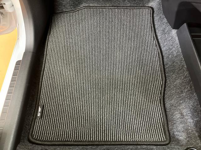 ミライースＸ　ＳＡIIIＣＤラジオチューナー　ＡＵＸ接続　前後コーナーセンサー　オートライト　オートハイビーム　マニュアルレベリング機能付ＬＥＤヘッドライト　アイドリングストップ　バニティーミラー付き左右サンバイザー（千葉県）の中古車