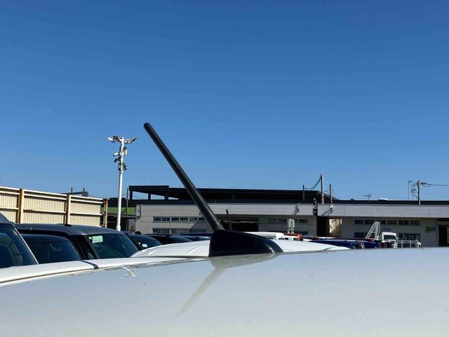 ムーヴカスタム　Ｇバックカメラ連動ワンセグナビ　ＴＶナビキット　ＥＴＣ　オーバーヘッドコンソール　照明．バニティーミラー付き左右サンバイザー　プッシュエンジンスタート　キーフリーシステム　アイドリングストップ（千葉県）の中古車