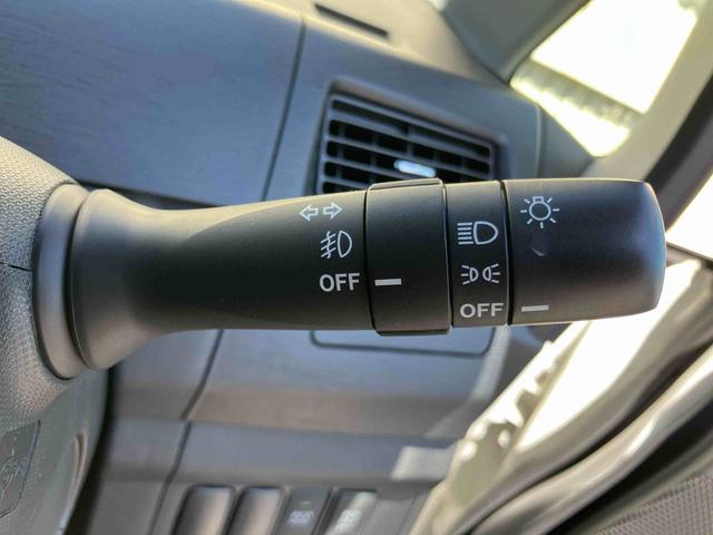 ムーヴカスタム　Ｇバックカメラ連動ワンセグナビ　ＴＶナビキット　ＥＴＣ　オーバーヘッドコンソール　照明．バニティーミラー付き左右サンバイザー　プッシュエンジンスタート　キーフリーシステム　アイドリングストップ（千葉県）の中古車