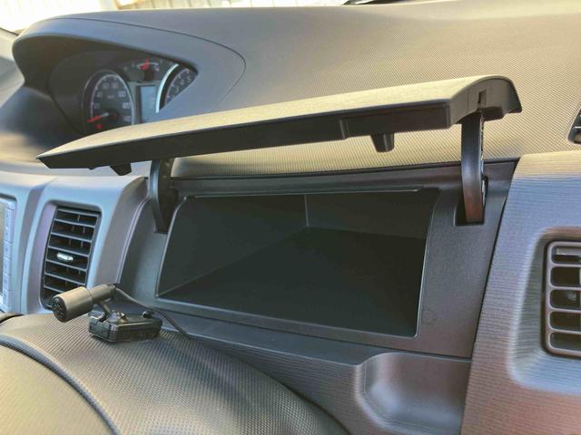 ムーヴカスタム　Ｇバックカメラ連動ワンセグナビ　ＴＶナビキット　ＥＴＣ　オーバーヘッドコンソール　照明．バニティーミラー付き左右サンバイザー　プッシュエンジンスタート　キーフリーシステム　アイドリングストップ（千葉県）の中古車