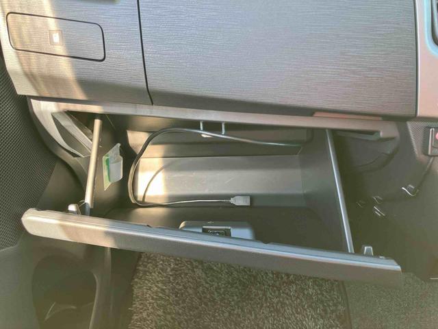 ムーヴカスタム　Ｇバックカメラ連動ワンセグナビ　ＴＶナビキット　ＥＴＣ　オーバーヘッドコンソール　照明．バニティーミラー付き左右サンバイザー　プッシュエンジンスタート　キーフリーシステム　アイドリングストップ（千葉県）の中古車