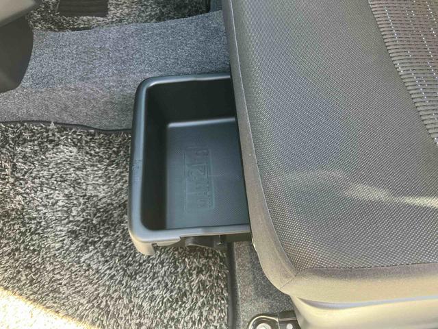 ムーヴカスタム　Ｇバックカメラ連動ワンセグナビ　ＴＶナビキット　ＥＴＣ　オーバーヘッドコンソール　照明．バニティーミラー付き左右サンバイザー　プッシュエンジンスタート　キーフリーシステム　アイドリングストップ（千葉県）の中古車