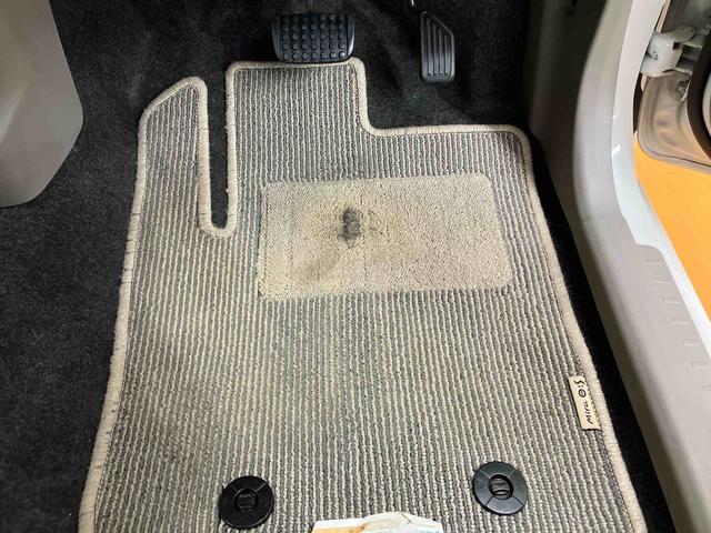 ミライースＬＣＤラジオチューナー　ＡＵＸ接続　アイドリングストップ　マニュアルレベリング機能付ハロゲンヘッドライト　キーレスエントリー　バニティーミラー付き左右サンバイザー　ショッピングフック　カーペットマット（千葉県）の中古車