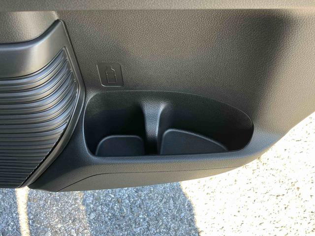 ハスラーハイブリッドＧＣＤ／ＤＶＤ／ＢＴ／バックカメラ／ステアリングスイッチ　ＥＴＣ　プッシュボタンスターター　シートヒーター　電動格納ドアミラー　運転席シートリフター　オートエアコン　横滑り防止装置　衝突被害軽減ブレーキ（千葉県）の中古車