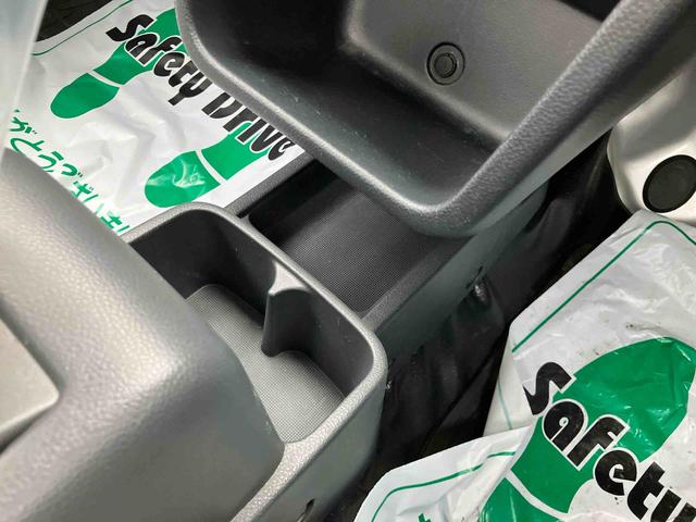 キャリイトラックKCエアコン・パワステ 4WDAM/FMラジオ/4WD/3速オートマチック/ラバーマット/荷台マット/ゲートプロテクター/エアコン/パワーステアリング/バイザー(千葉県)の中古車