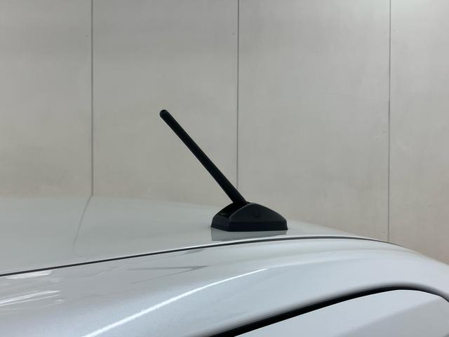 ムーヴキャンバスストライプスＧ衝突回避支援　横滑り防止装置　両側電動スライドドア　前後コーナーセンサー　前席シートヒーター　置きラクボックス　ホットカップホルダー　オートブレーキホールド付き電動パーキング　プッシュエンジンスタート（千葉県）の中古車