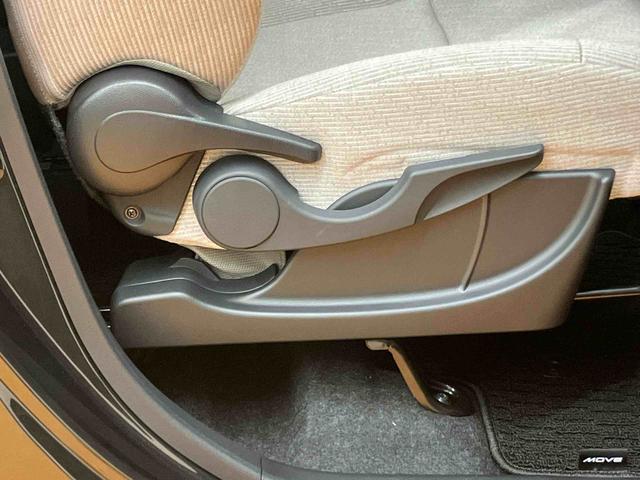 ムーヴX衝突回避支援 横滑り防止装置 左側電動スライドドア プッシュエンジンスタート キーフリーシステム オートライト オートハイビーム LEDヘッドライト バニティーミラー付き左右サンバイザー(千葉県)の中古車