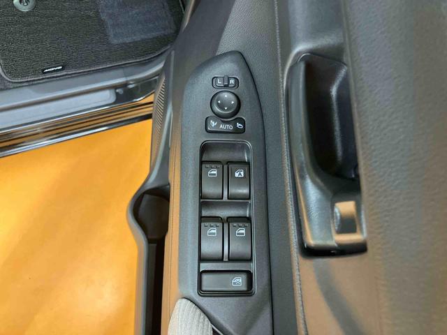 ムーヴX衝突回避支援 横滑り防止装置 左側電動スライドドア プッシュエンジンスタート キーフリーシステム オートライト オートハイビーム LEDヘッドライト バニティーミラー付き左右サンバイザー(千葉県)の中古車