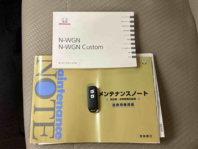 Ｎ−ＷＧＮＧＣＤラジオチューナー　ＡＵＸ接続　ＡＵＸ接続　アイドリングストップ　横滑り防止装置　マニュアルレベリング機能付ハロゲンヘッドライト　プッシュエンジンスタート　キーフリーシステム　シートバックポケット（千葉県）の中古車