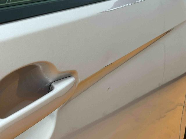 Ｎ−ＷＧＮＧＣＤラジオチューナー　ＡＵＸ接続　ＡＵＸ接続　アイドリングストップ　横滑り防止装置　マニュアルレベリング機能付ハロゲンヘッドライト　プッシュエンジンスタート　キーフリーシステム　シートバックポケット（千葉県）の中古車