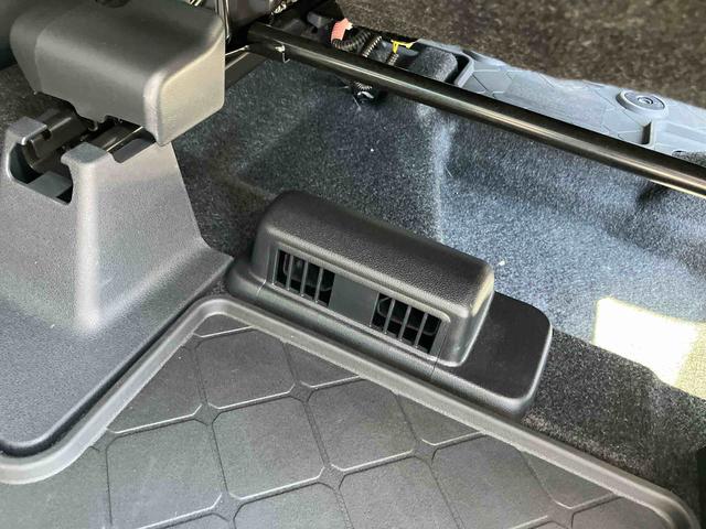 タントファンクロスターボターボ　バックカメラ　ルーフレール　両側電動スライドドア　ＬＥＤヘッドライト　オートライト　シートヒーター　スマアシ　前後コーナーセンサー　電動駐車ブレーキ　キーフリー　盗難防止警報　アルミホイール（千葉県）の中古車