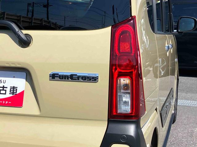 タントファンクロスターボターボ　バックカメラ　ルーフレール　両側電動スライドドア　ＬＥＤヘッドライト　オートライト　シートヒーター　スマアシ　前後コーナーセンサー　電動駐車ブレーキ　キーフリー　盗難防止警報　アルミホイール（千葉県）の中古車