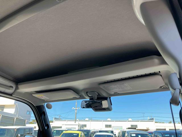 ハイゼットカーゴデラックス衝突被害軽減ブレーキ 誤発進抑制制御 横滑り防止装置 オートライト オートハイビーム 前後コーナーセンサー オーバーヘッドシェルフ アイドリングストップ パワーウィンドウ スモークドガラス キーレス(千葉県)の中古車