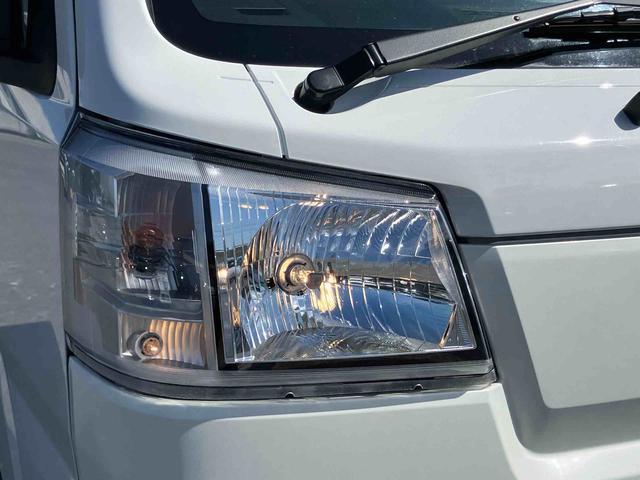 ハイゼットトラックスタンダード　農用スペシャル４ＷＤ　５速ＭＴ　荷台三方開　リヤ４枚リーフ　ＬＥＤ荷台作業灯　バッテリーカバー　リヤデフロック　ＡＣ／ＰＳ　ハロゲンヘッドランプ　大型ヘッドレスト　サイドレバー式駐車ブレーキ　アシストグリップ（千葉県）の中古車