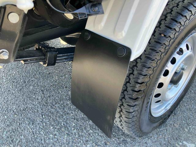 ハイゼットトラックスタンダード　農用スペシャル４ＷＤ　５速ＭＴ　荷台三方開　リヤ４枚リーフ　ＬＥＤ荷台作業灯　バッテリーカバー　リヤデフロック　ＡＣ／ＰＳ　ハロゲンヘッドランプ　大型ヘッドレスト　サイドレバー式駐車ブレーキ　アシストグリップ（千葉県）の中古車