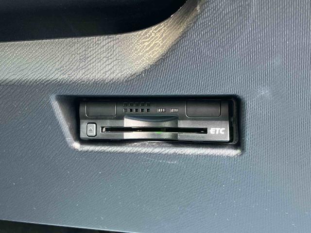 アクアＳナビ／ＢＴ／ＴＶ／ＤＩＳＣ／バックカメラ　ＥＴＣ　モデリスタエアロ　ＬＥＤフォグランプ　ドアミラーウインカー　スマートキー　オートエアコン　電動格納ドアミラー　運転席シートリフター　横滑り防止装置（千葉県）の中古車