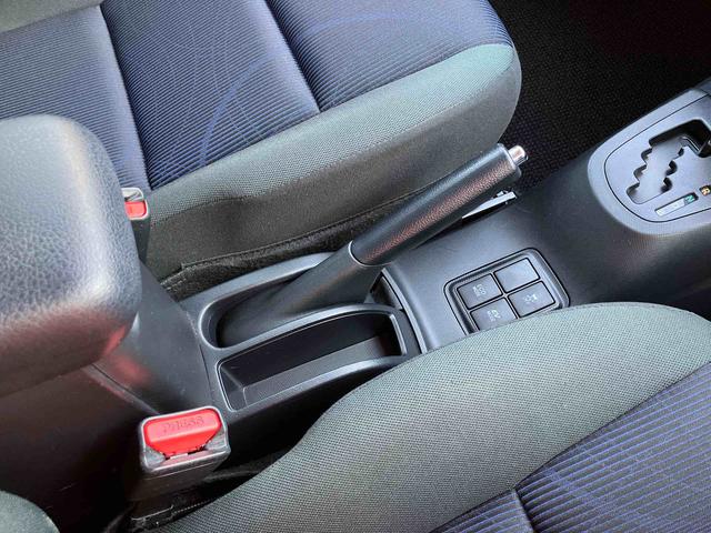 アクアＳナビ／ＢＴ／ＴＶ／ＤＩＳＣ／バックカメラ　ＥＴＣ　モデリスタエアロ　ＬＥＤフォグランプ　ドアミラーウインカー　スマートキー　オートエアコン　電動格納ドアミラー　運転席シートリフター　横滑り防止装置（千葉県）の中古車