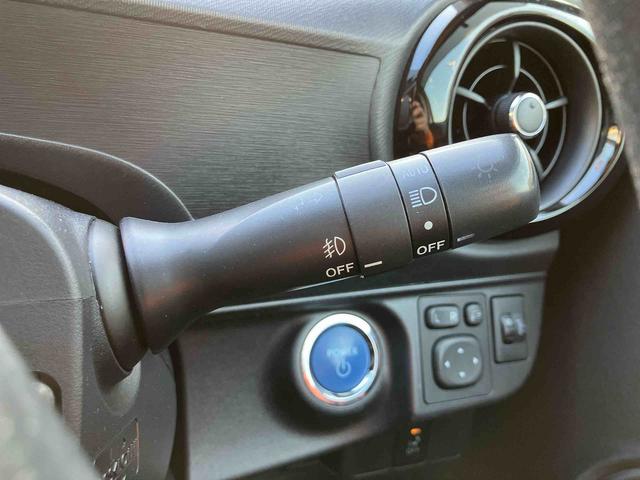 アクアＳナビ／ＢＴ／ＴＶ／ＤＩＳＣ／バックカメラ　ＥＴＣ　モデリスタエアロ　ＬＥＤフォグランプ　ドアミラーウインカー　スマートキー　オートエアコン　電動格納ドアミラー　運転席シートリフター　横滑り防止装置（千葉県）の中古車