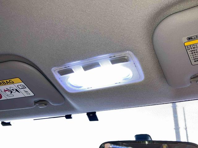 アクアＳナビ／ＢＴ／ＴＶ／ＤＩＳＣ／バックカメラ　ＥＴＣ　モデリスタエアロ　ＬＥＤフォグランプ　ドアミラーウインカー　スマートキー　オートエアコン　電動格納ドアミラー　運転席シートリフター　横滑り防止装置（千葉県）の中古車