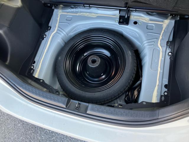 アクアＳナビ／ＢＴ／ＴＶ／ＤＩＳＣ／バックカメラ　ＥＴＣ　モデリスタエアロ　ＬＥＤフォグランプ　ドアミラーウインカー　スマートキー　オートエアコン　電動格納ドアミラー　運転席シートリフター　横滑り防止装置（千葉県）の中古車