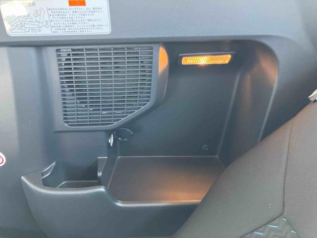 トールカスタムＧ　ターボターボ　ナビ／ＴＶ／ＤＶＤ／ＢＴ／ＵＳＢ　全周囲カメラ　全車速追従クルコン　ＬＥＤヘッドライト　オートライト　オートハイビーム　スマアシ　コーナーセンサー　電動駐車ブレーキ　キーフリー　アルミホイール（千葉県）の中古車