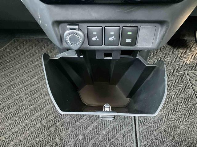 トールカスタムＧ　ターボターボ　ナビ／ＴＶ／ＤＶＤ／ＢＴ／ＵＳＢ　全周囲カメラ　全車速追従クルコン　ＬＥＤヘッドライト　オートライト　オートハイビーム　スマアシ　コーナーセンサー　電動駐車ブレーキ　キーフリー　アルミホイール（千葉県）の中古車