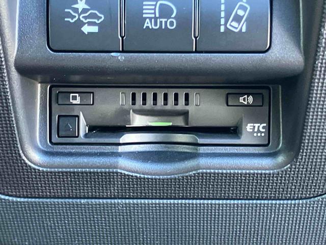 スペイドＦ　クイーンIIナビ／ＴＶ／ＤＶＤ／ＢＴ　バックカメラ　ＥＴＣ　左側電動スライドドア　助手席シートロングスライド　衝突軽減ブレーキ　横滑り防止装置　トップシェイドガラス　足踏み式駐車ブレーキ　ステアリングリモコン（千葉県）の中古車