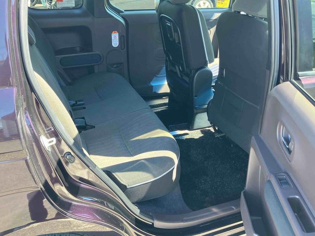 スペイドＦ　クイーンIIナビ／ＴＶ／ＤＶＤ／ＢＴ　バックカメラ　ＥＴＣ　左側電動スライドドア　助手席シートロングスライド　衝突軽減ブレーキ　横滑り防止装置　トップシェイドガラス　足踏み式駐車ブレーキ　ステアリングリモコン（千葉県）の中古車