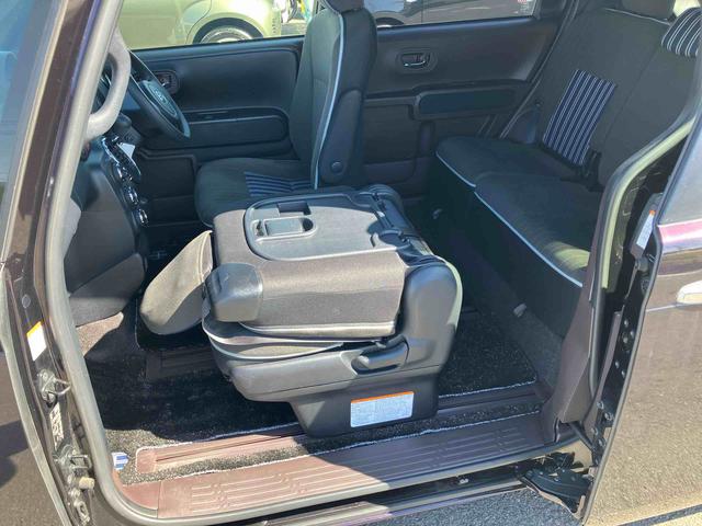 スペイドＦ　クイーンIIナビ／ＴＶ／ＤＶＤ／ＢＴ　バックカメラ　ＥＴＣ　左側電動スライドドア　助手席シートロングスライド　衝突軽減ブレーキ　横滑り防止装置　トップシェイドガラス　足踏み式駐車ブレーキ　ステアリングリモコン（千葉県）の中古車