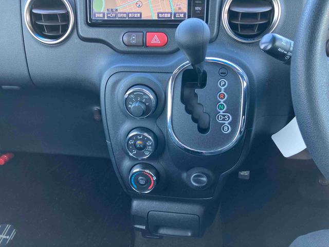 スペイドＦ　クイーンIIナビ／ＴＶ／ＤＶＤ／ＢＴ　バックカメラ　ＥＴＣ　左側電動スライドドア　助手席シートロングスライド　衝突軽減ブレーキ　横滑り防止装置　トップシェイドガラス　足踏み式駐車ブレーキ　ステアリングリモコン（千葉県）の中古車