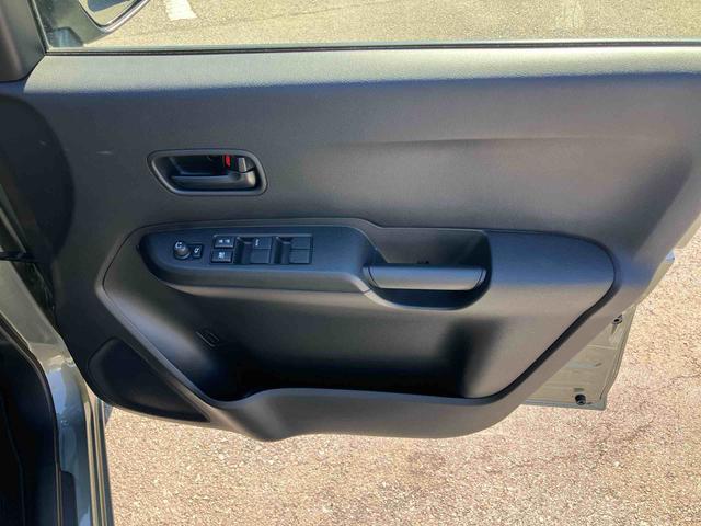 イグニスハイブリッドMGハイブリッド ナビ/地デジ/DVD/BT/USB ETC オートライト シートヒーター 衝突被害軽減ブレーキ サイドレバー式駐車ブレーキ オートエアコン ステリモ チルト スマートキー 横滑り防止装置(千葉県)の中古車