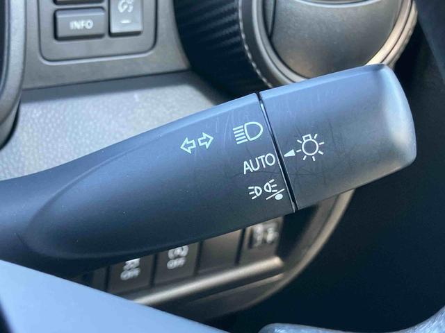 イグニスハイブリッドMGハイブリッド ナビ/地デジ/DVD/BT/USB ETC オートライト シートヒーター 衝突被害軽減ブレーキ サイドレバー式駐車ブレーキ オートエアコン ステリモ チルト スマートキー 横滑り防止装置(千葉県)の中古車